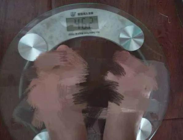 當佳歌集成灶遇上凡爾賽文學