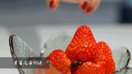 佳歌蒸烤一體集成灶，為TA做一份紅絲絨蛋糕