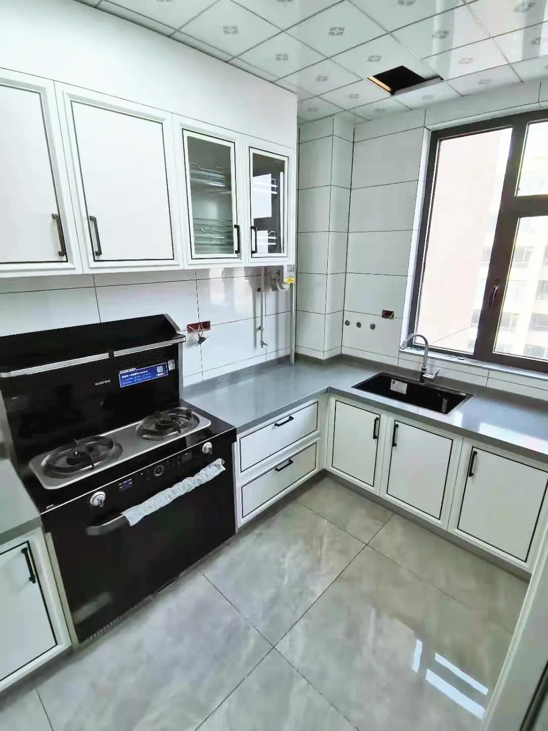 同樣黑白灰，看佳歌如何打造別樣廚房！