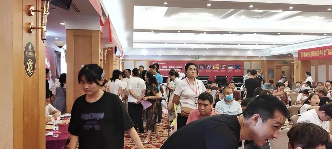 “蒸烤時(shí)代·技?jí)喝盒邸奔迅杓稍钌綎|臨沂廠家直銷會(huì)圓滿收官！