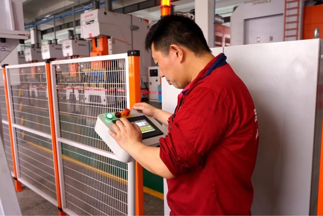 佳歌集成灶高品質(zhì)背后的高科技buff！