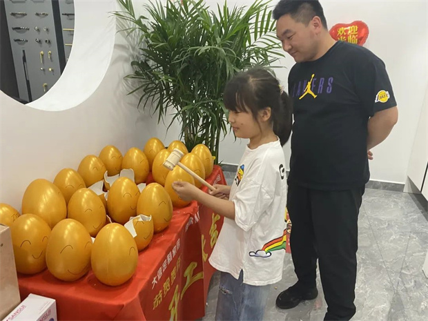 【喜報(bào)】熱烈祝賀佳歌集成灶山東高密旗艦店盛大開業(yè)，簽單不斷！